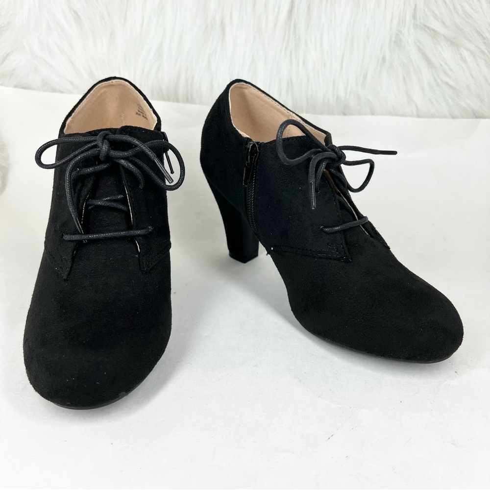 Journee Collection Women's Leona Lace Up Dress Shooties Black Size 6W - Picture 3 of 13